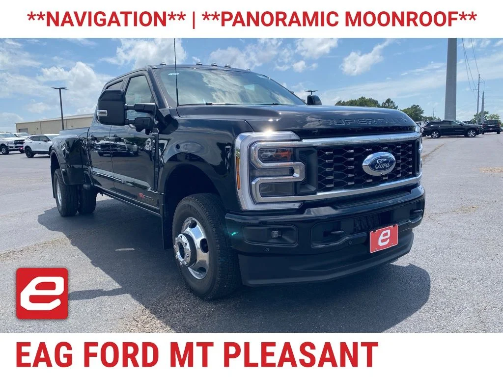 2026 Ford F-350 Platinum 4x4 Crew Cab 8' Box DRW's photo