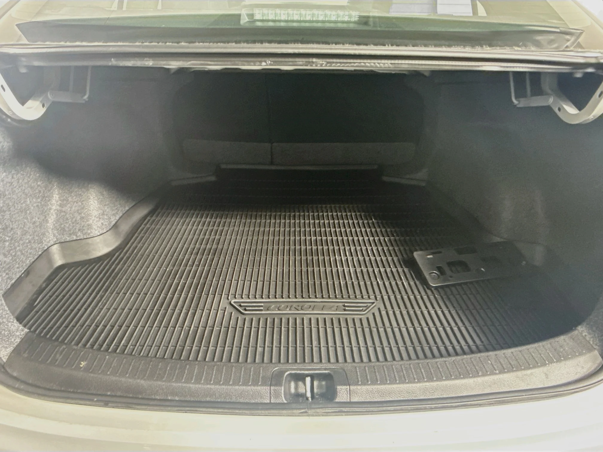 Certified Used 2026 Wind Chill Pearl Toyota LE image 24