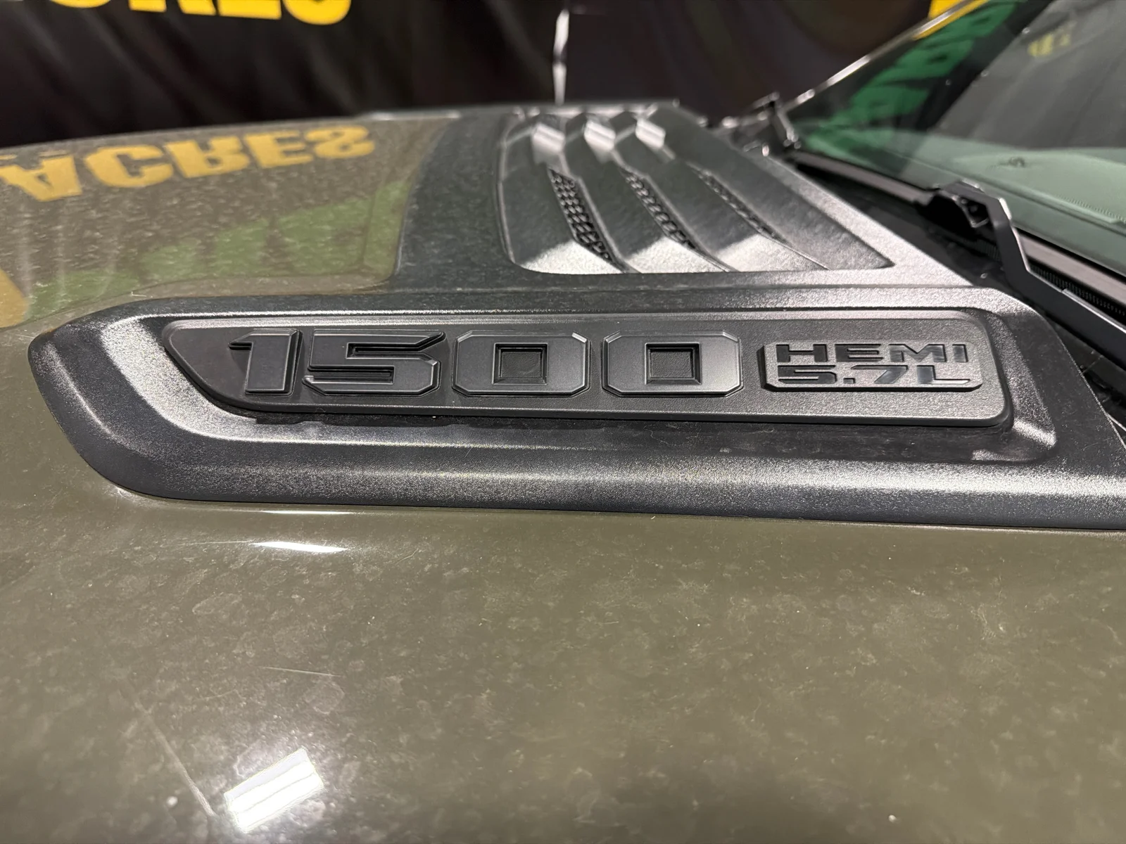 New 2027 Tank Exterior Paint RAM Laramie image 14