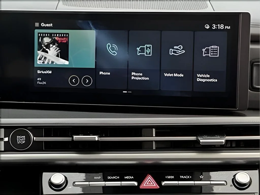 Used 2025 Rockwood Green Hyundai SEL image 19