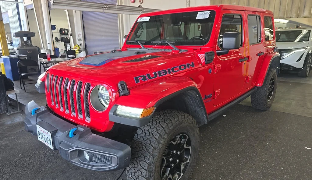 Used 2021 Red Jeep Unlimited Rubicon 4xe image 5