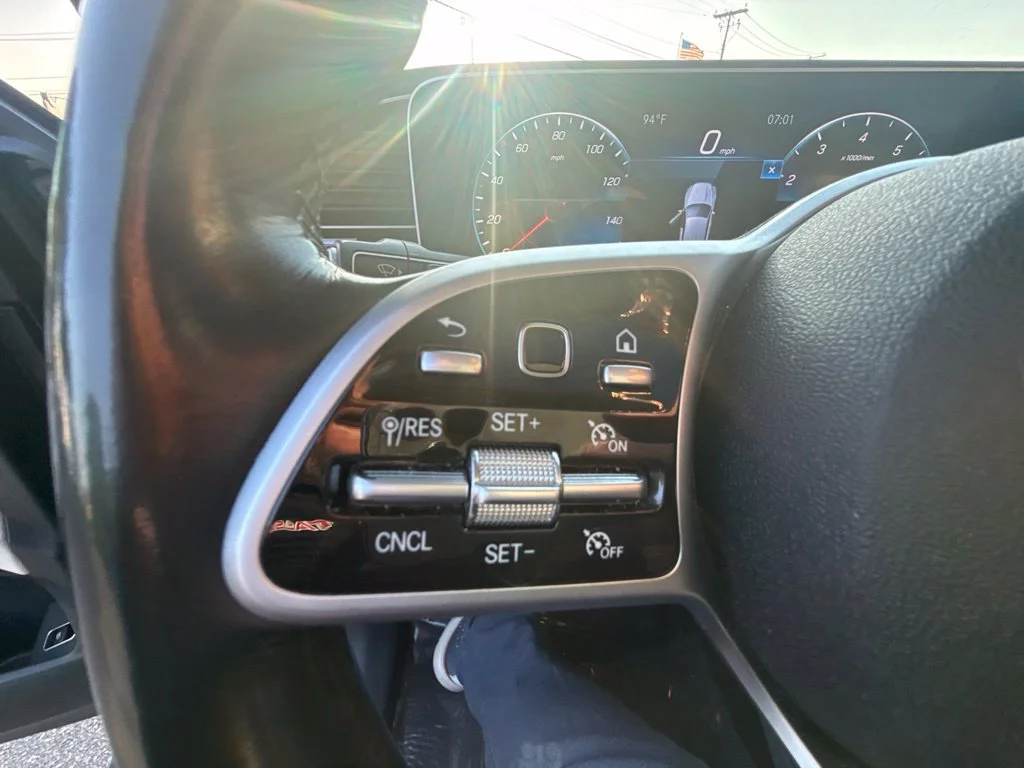 Used 2021 Blue Mercedes-Benz GLE 350 image 22