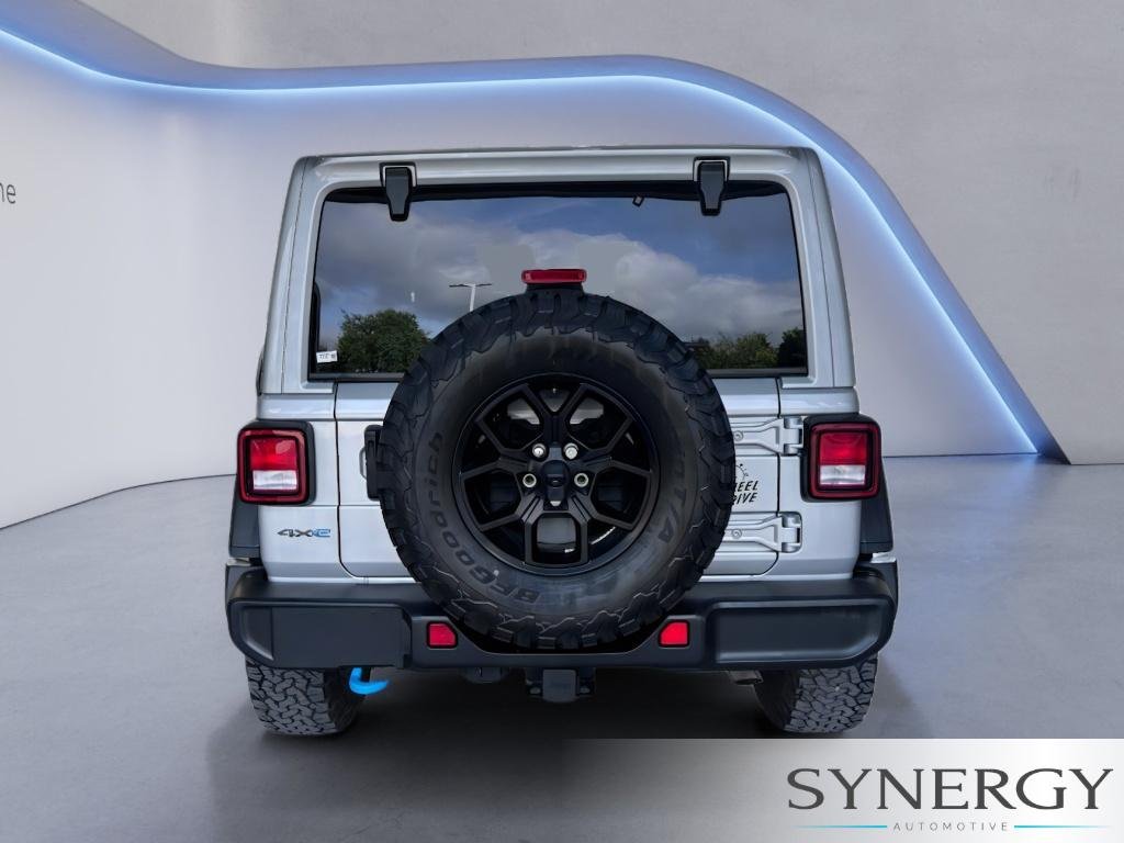 Used 2024 Silver Zynith Clearcoat Jeep Willys image 6
