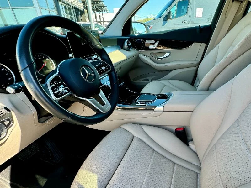 Used 2020 Black Mercedes-Benz GLC 300 image 6