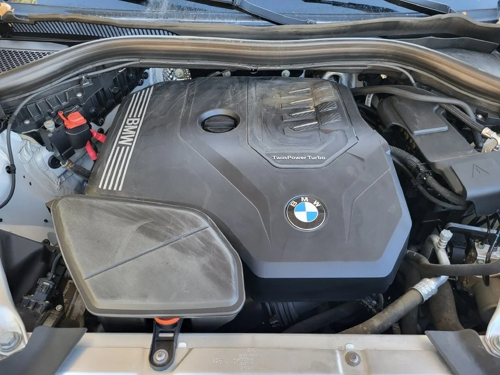Used 2021 Mineral White Metallic BMW xDrive30i image 28