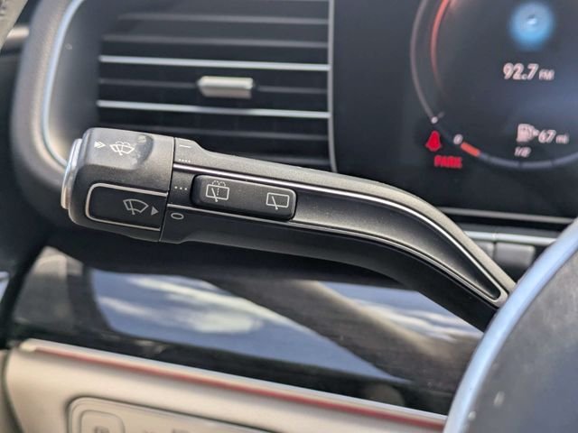 Used 2020 White Mercedes-Benz GLE 350 image 29