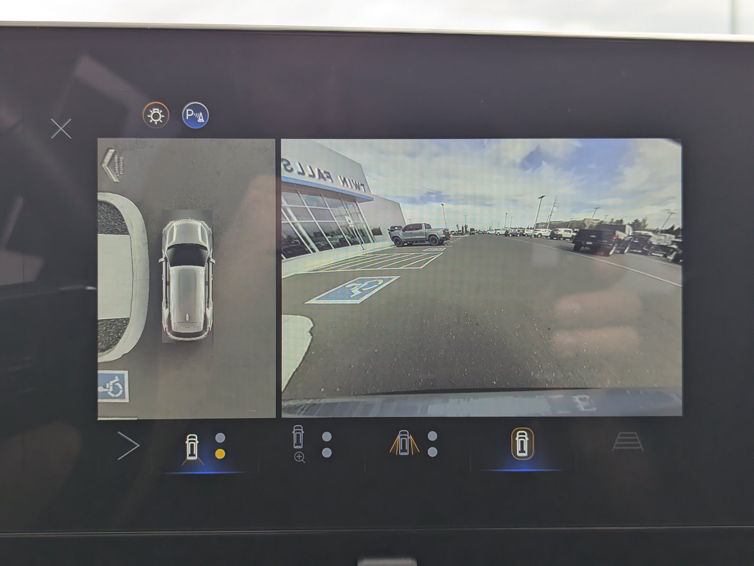 2026 Chevrolet Equinox RS - Photo 24