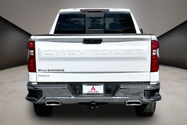 Used 2024 White Chevrolet LT image 5