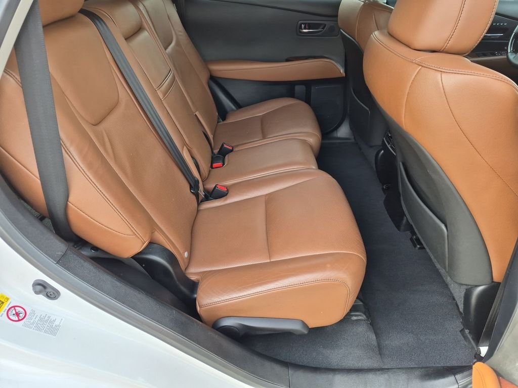 Used 2015 White Lexus 350 image 18