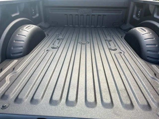 New 2027 Glacier Gray Metallic Tri-Coat Ford F-350® Platinum® image 44