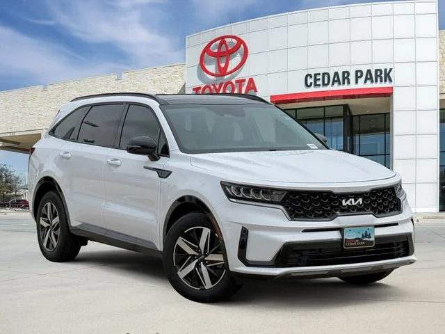 2023 Kia Sorento S AT's photo