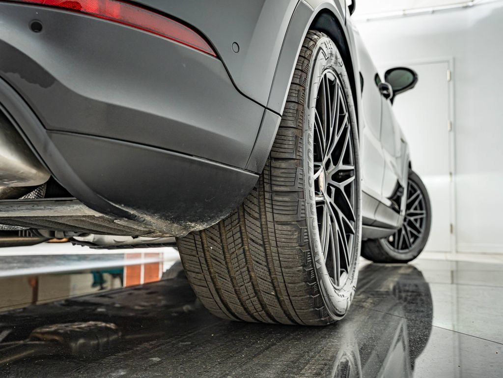 2025 Porsche Cayenne Coup E-Hybrid - Photo 47