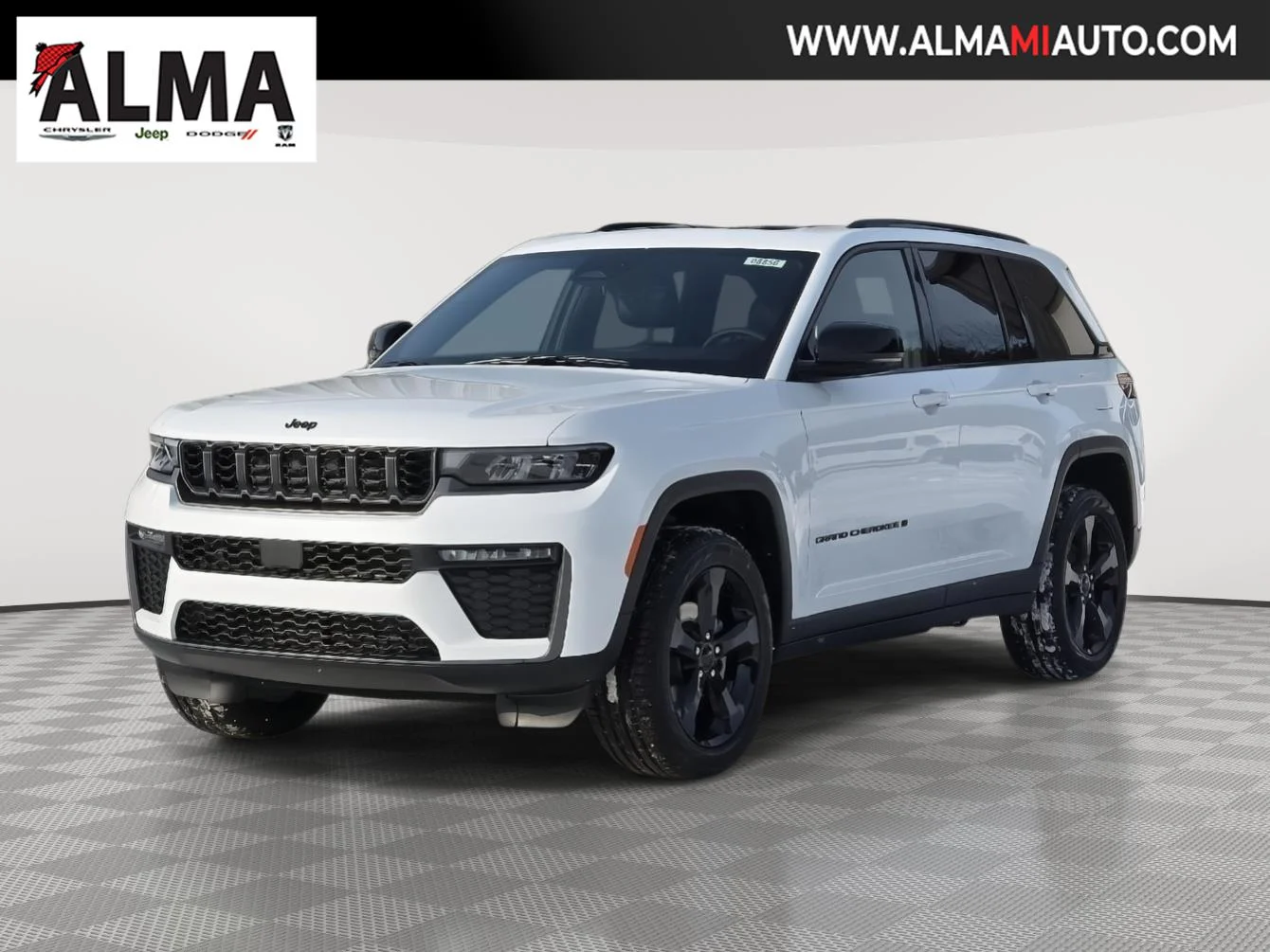 New 2026 Bright White Clear-Coat Exterior Paint Jeep Limited image 3