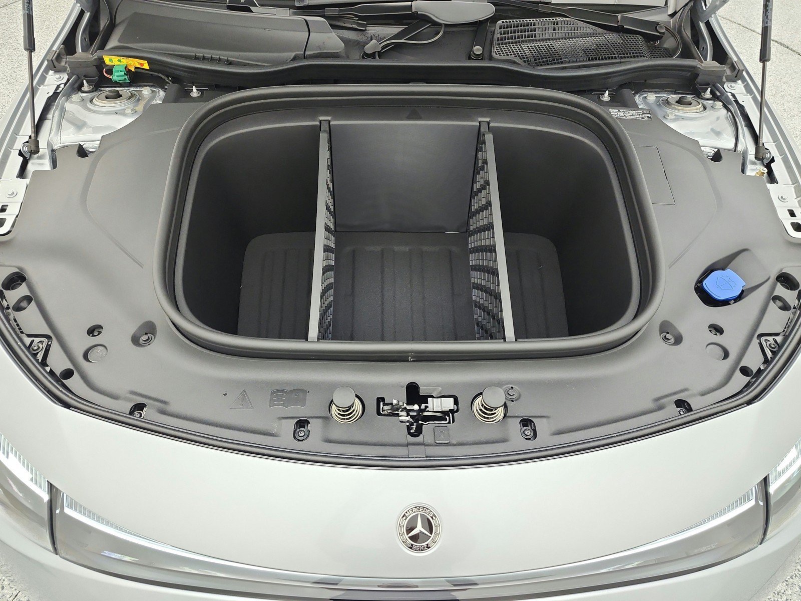 New 2027 Cirrus Silver Metallic Mercedes-Benz CLA 250+ Electric image 33