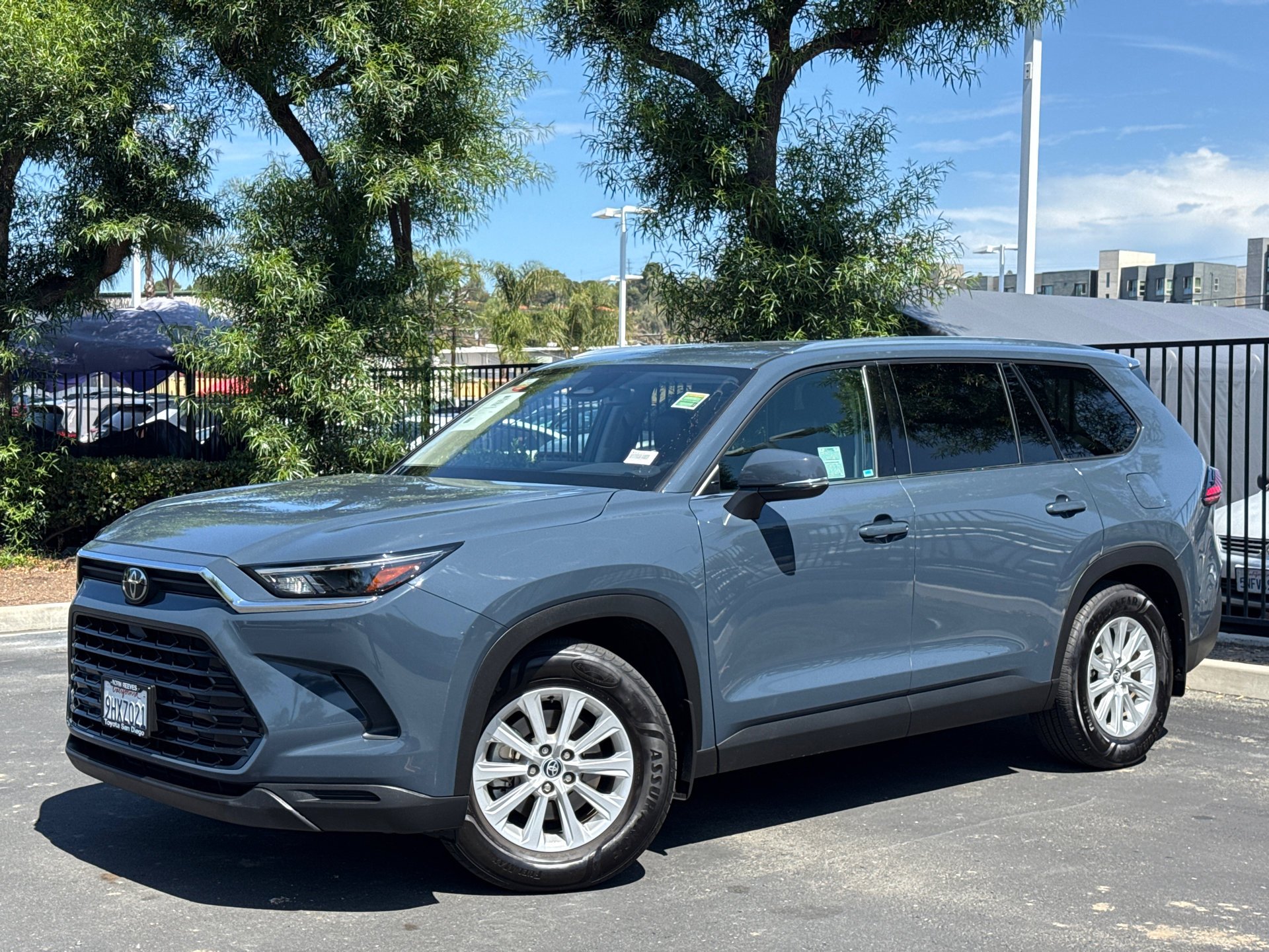 Certified Used 2024 Cloud Toyota XLE image 2