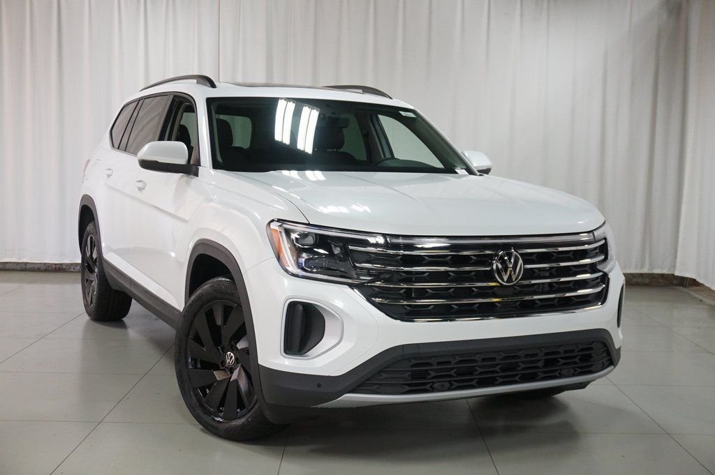 2026 Volkswagen Atlas SE w/Tech - Photo 4