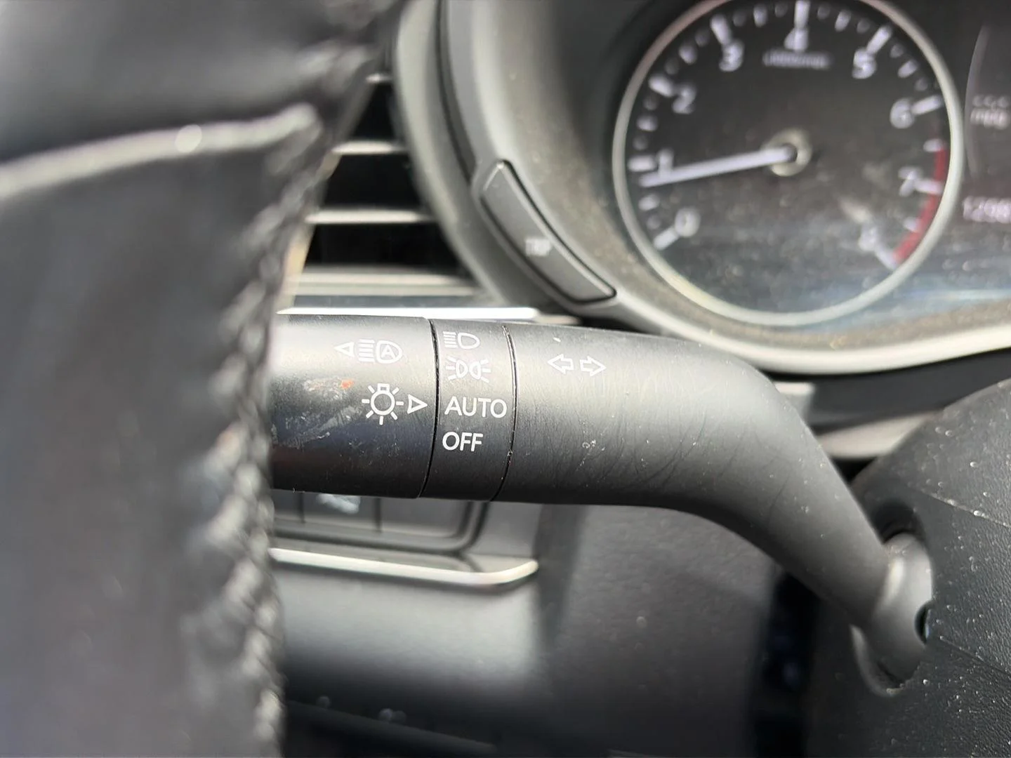 Used 2024 Polymetal Gray Metallic Mazda 2.5 S Carbon Edition image 8