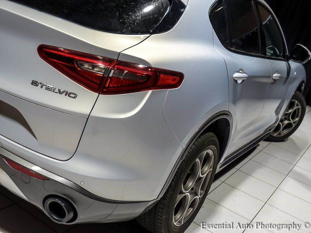 2022 ALFA ROMEO STELVIO - Image 9