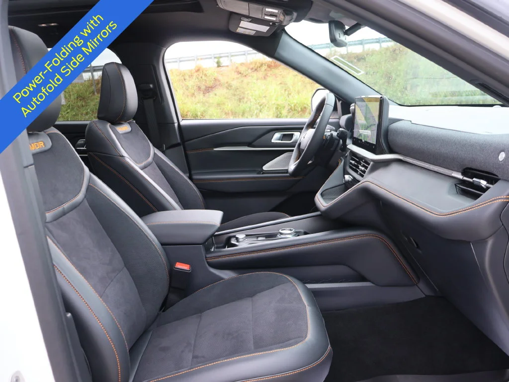 New 2026 Star White Metallic Tri-Coat Ford Tremor® image 8