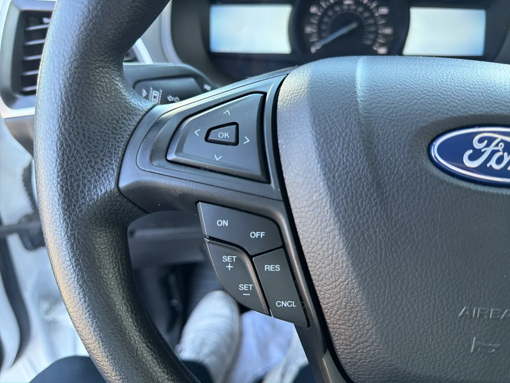Certified Used 2024 Oxford White Ford SE image 16
