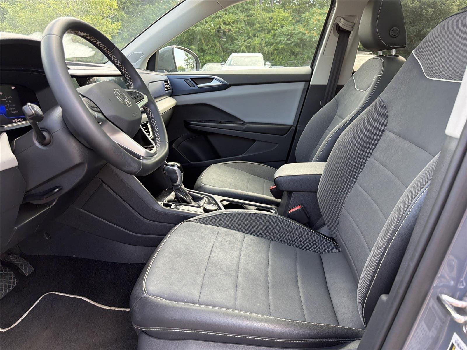 Used 2023 Pure Gray Volkswagen SE image 17