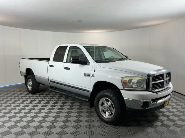 Used 2007 White Dodge SLT image 3