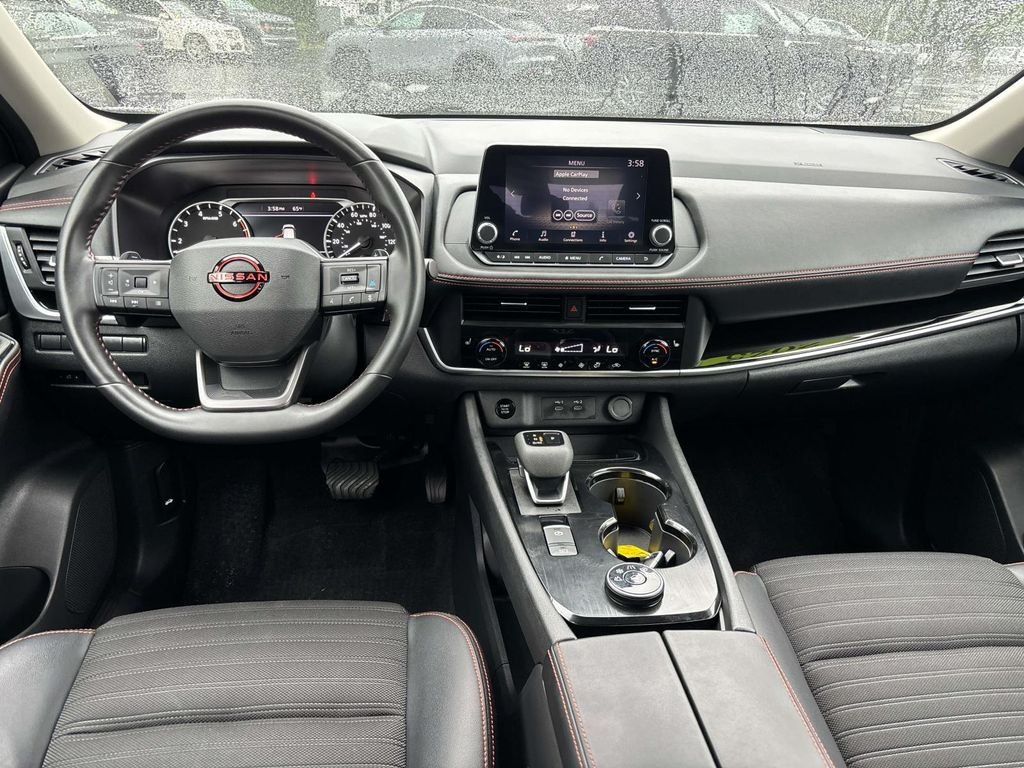 Used 2025 White Nissan Rock Creek image 11