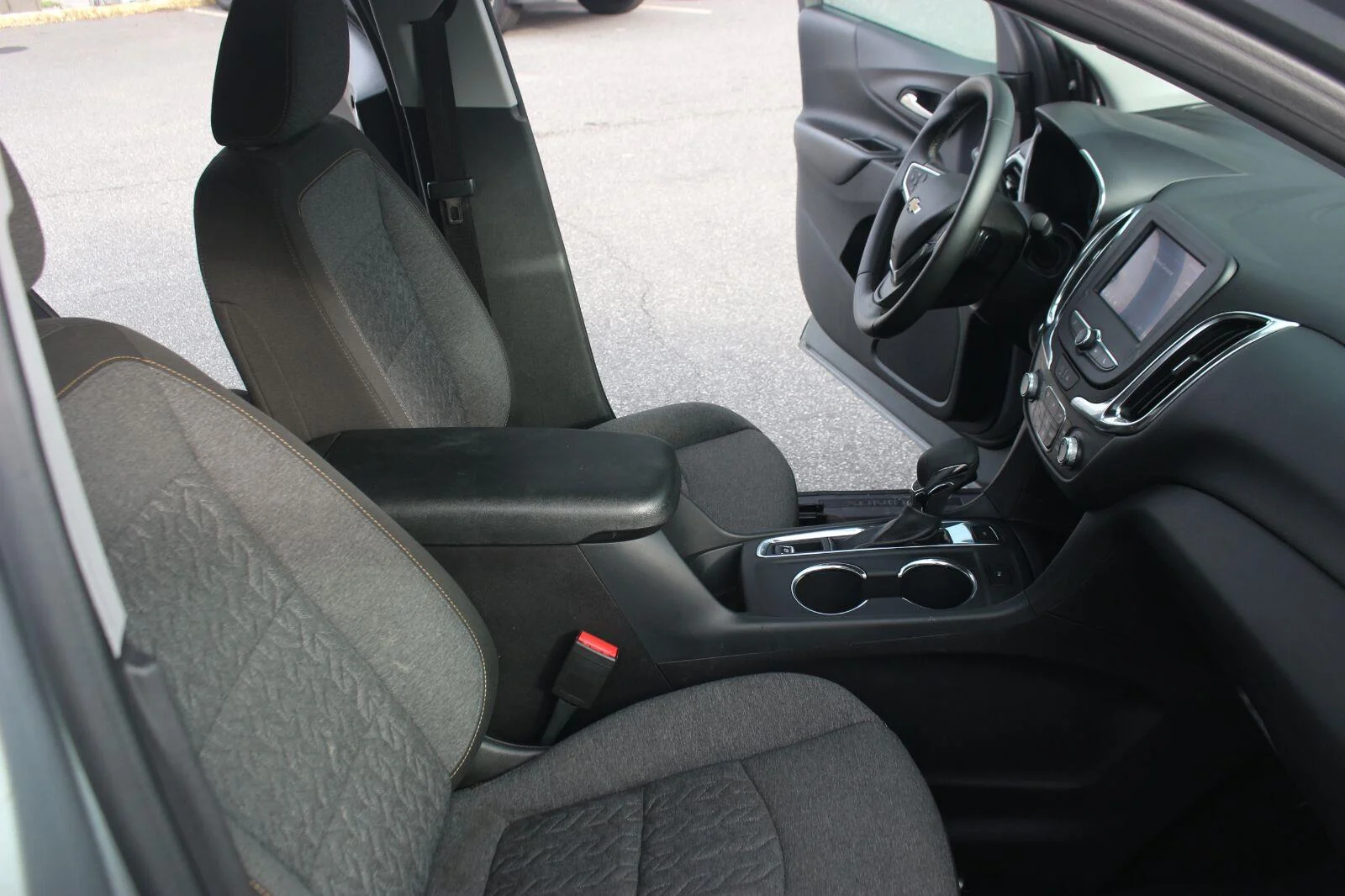Used 2024 Sterling Gray Metallic Chevrolet LT image 36
