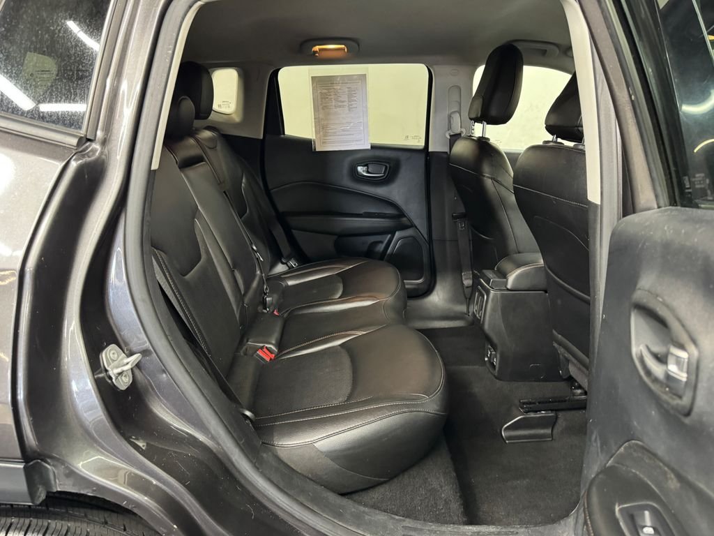 Used 2021 Gray Jeep Limited image 27