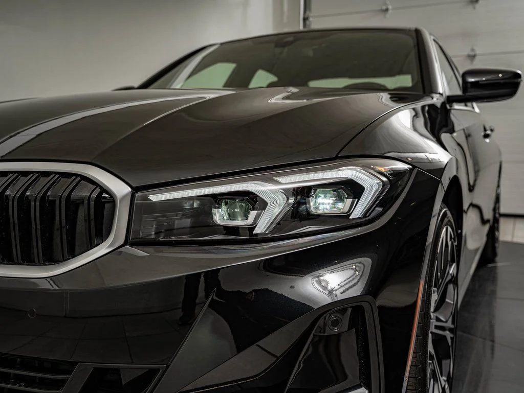 New 2026 Black Sapphire Metallic BMW 330i xDrive image 15