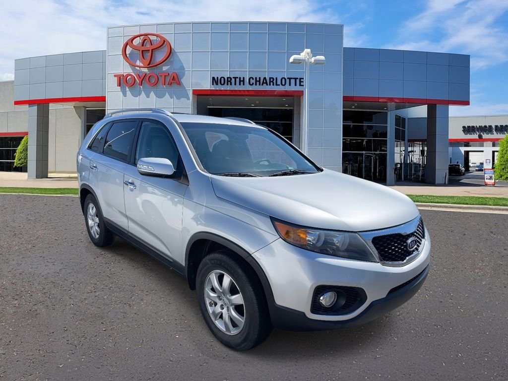 Used 2013 Kia Sorento LX with VIN 5XYKT3A66DG349796 for sale in Huntersville, NC