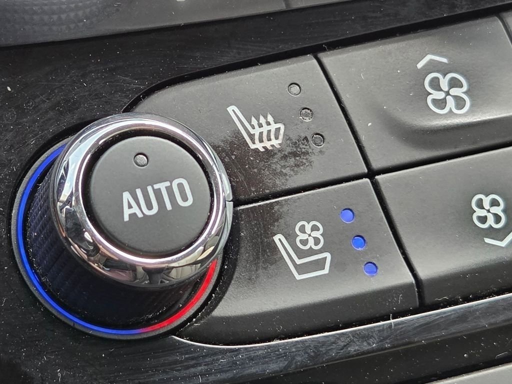 Used 2017 Black Oynx Buick Premium image 9