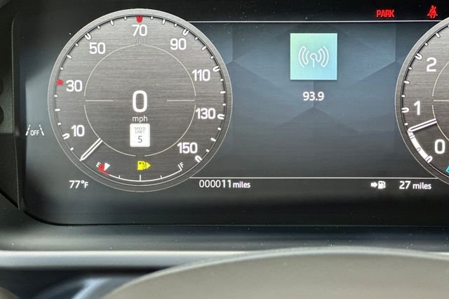 New 2026 Fuji White Land Rover X-Dynamic SE image 26
