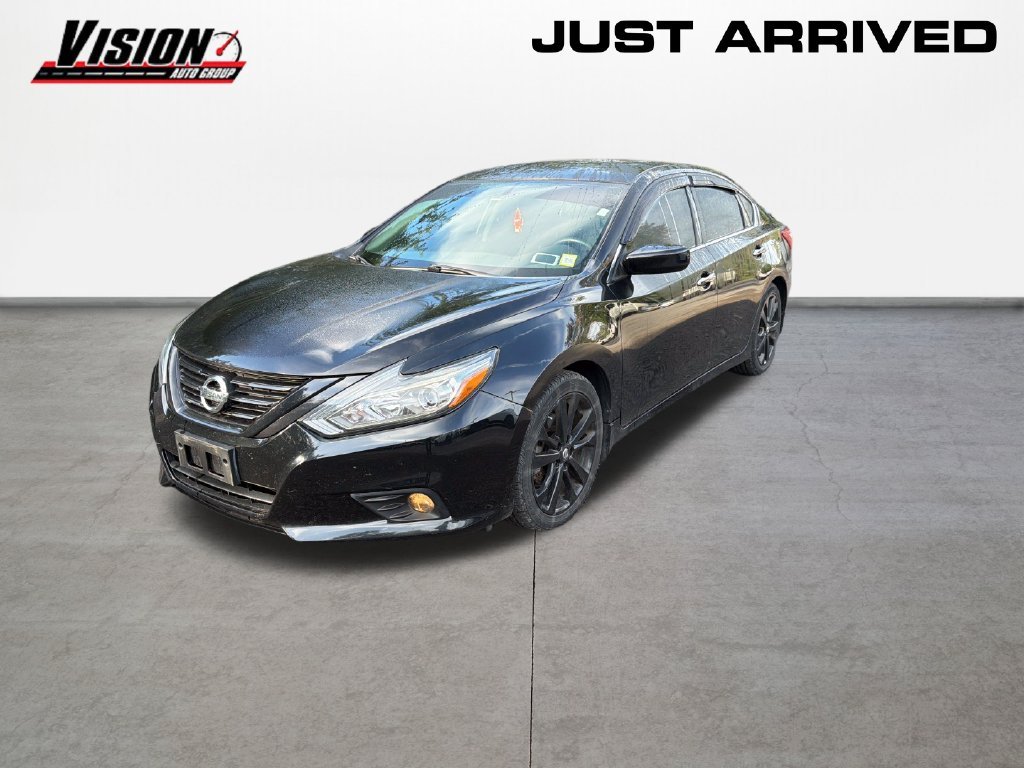 Used 2018 Black Nissan 2.5 SR image 1