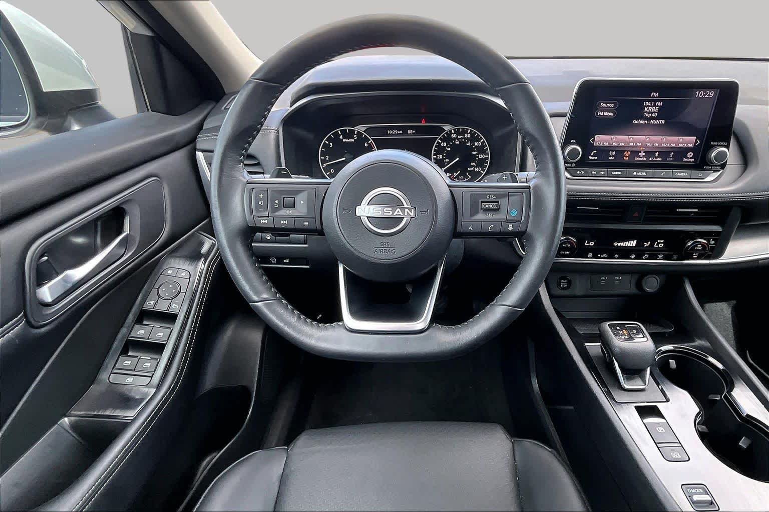 Certified Used 2024 Everest White Pearl Nissan SV image 6