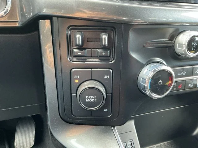 Used 2023 White Ford XLT image 26