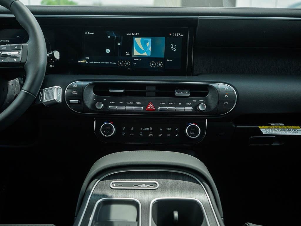 New 2026 Abyss Black Pearl Hyundai SEL Premium 7P AWD image 44