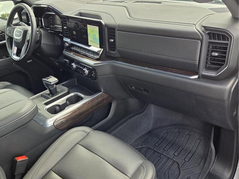 Used 2023 Sterling Metallic GMC 4WD CREW CAB 147" ELEVATION W/3SB image 19