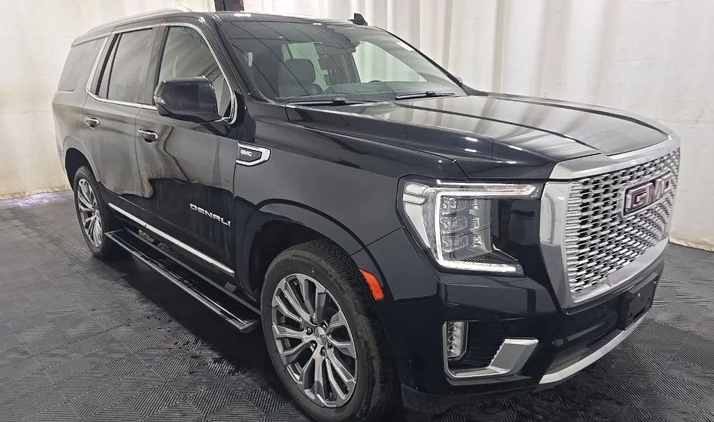 Used 2023 Black GMC Denali image 1