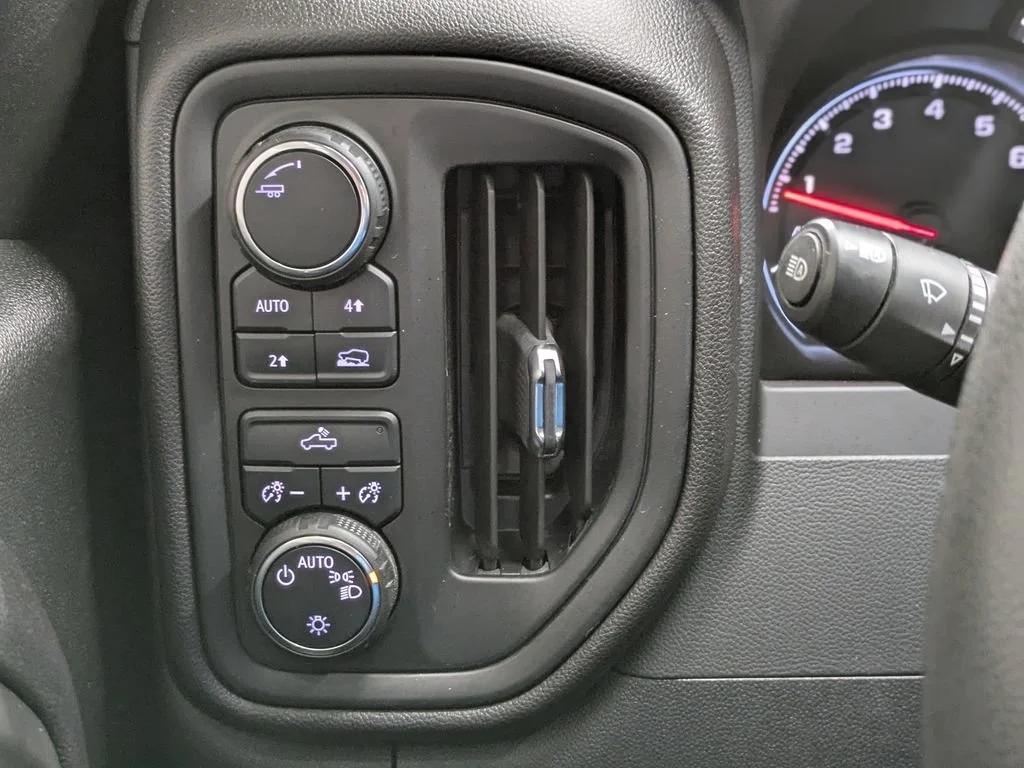 Used 2024 Summit White Chevrolet Custom image 11