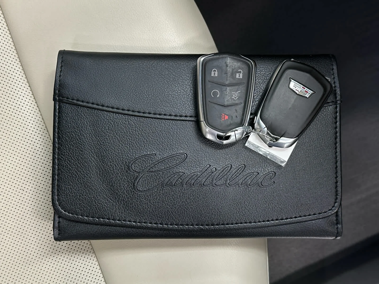 Used 2023 Crystal White Tricoat Cadillac AWD Premium Luxury image 46