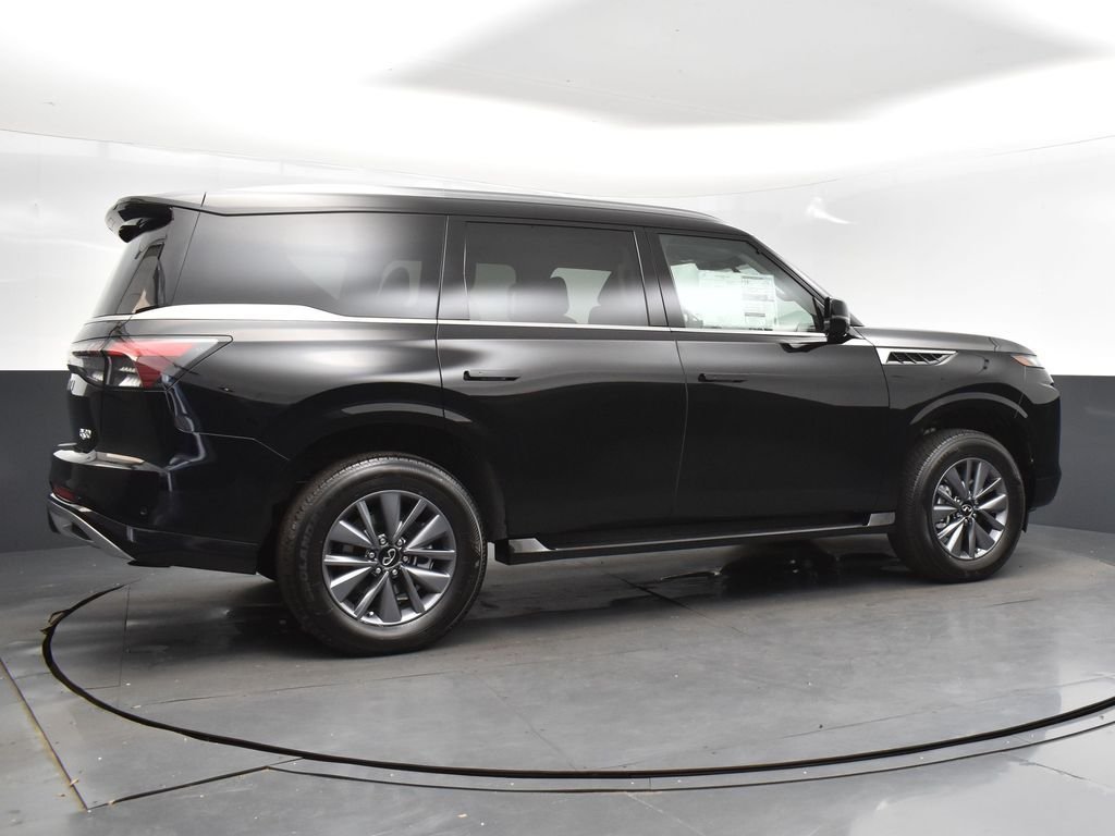 Used 2025 Black INFINITI PURE image 8