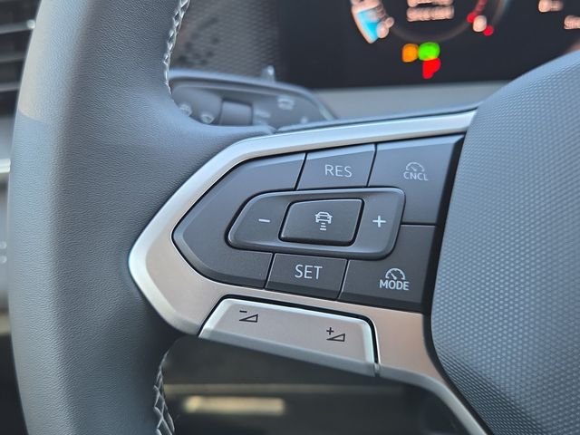 New 2026 White Volkswagen 2.0T SE image 9
