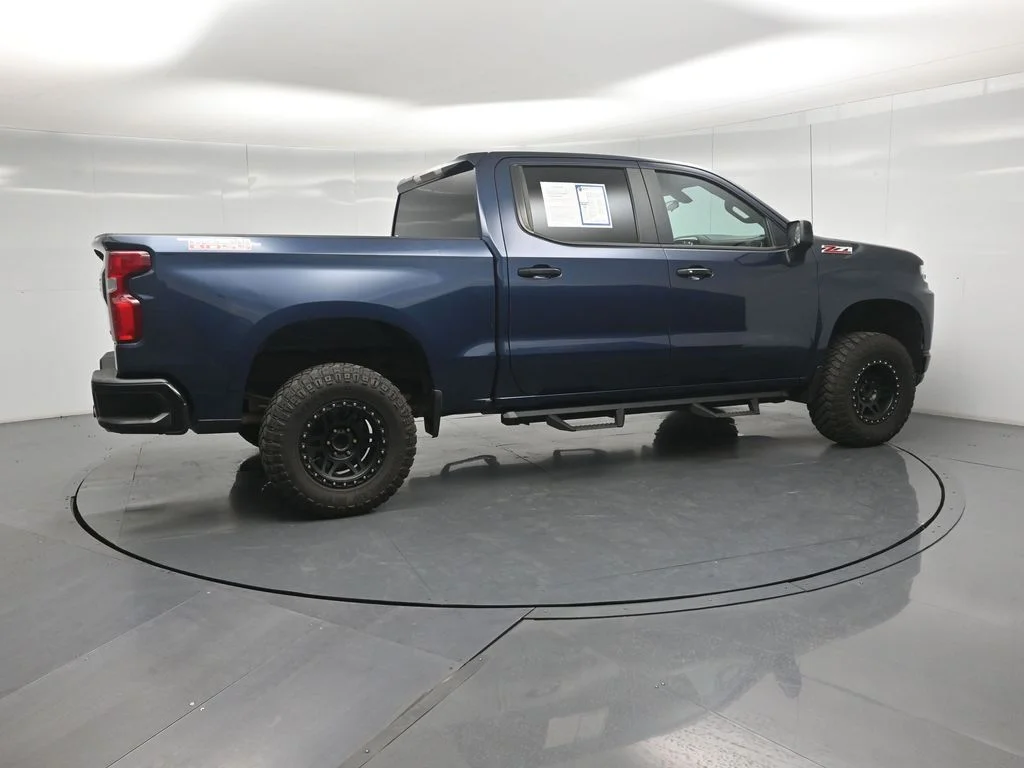 Used 2020 Blue Chevrolet LT Trail Boss image 27