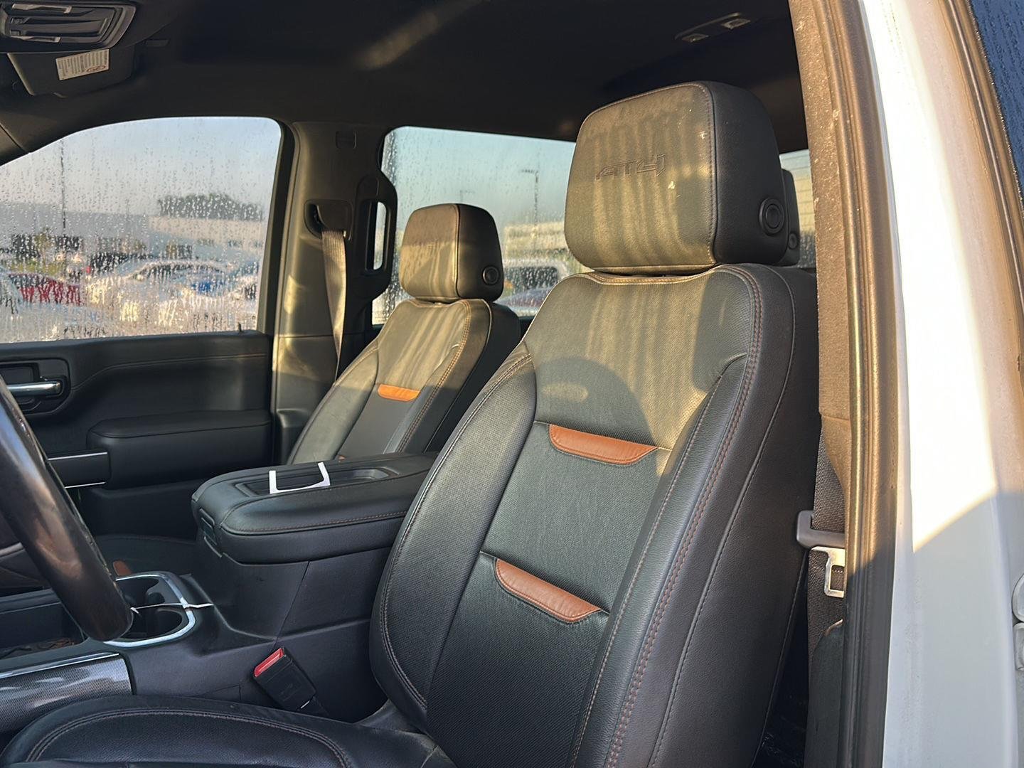 Used 2022 Summit White GMC AT4 image 9