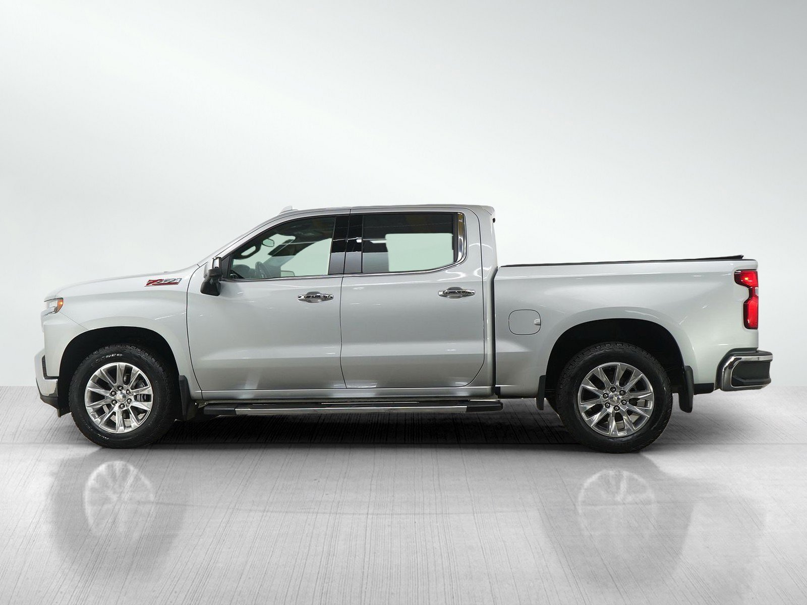 Used 2022 Chevrolet Silverado 1500 Limited LTZ with VIN 1GCUYGED3NZ177207 for sale in White Bear Lake, Minnesota