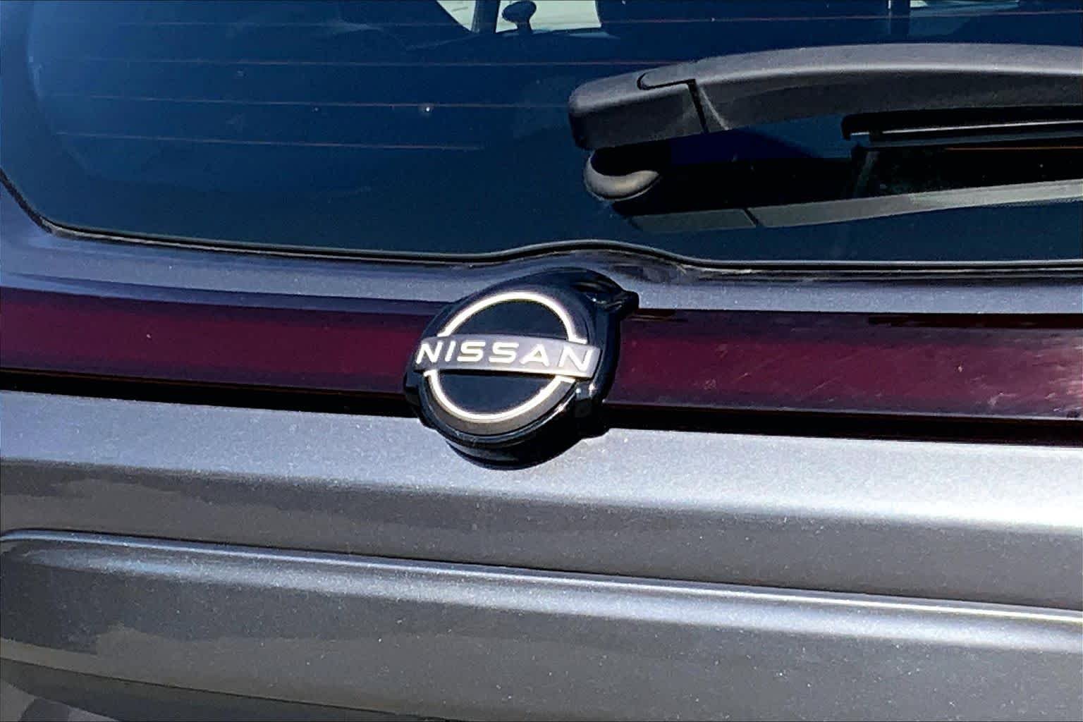 Used 2024 Gun Metallic Nissan S image 27