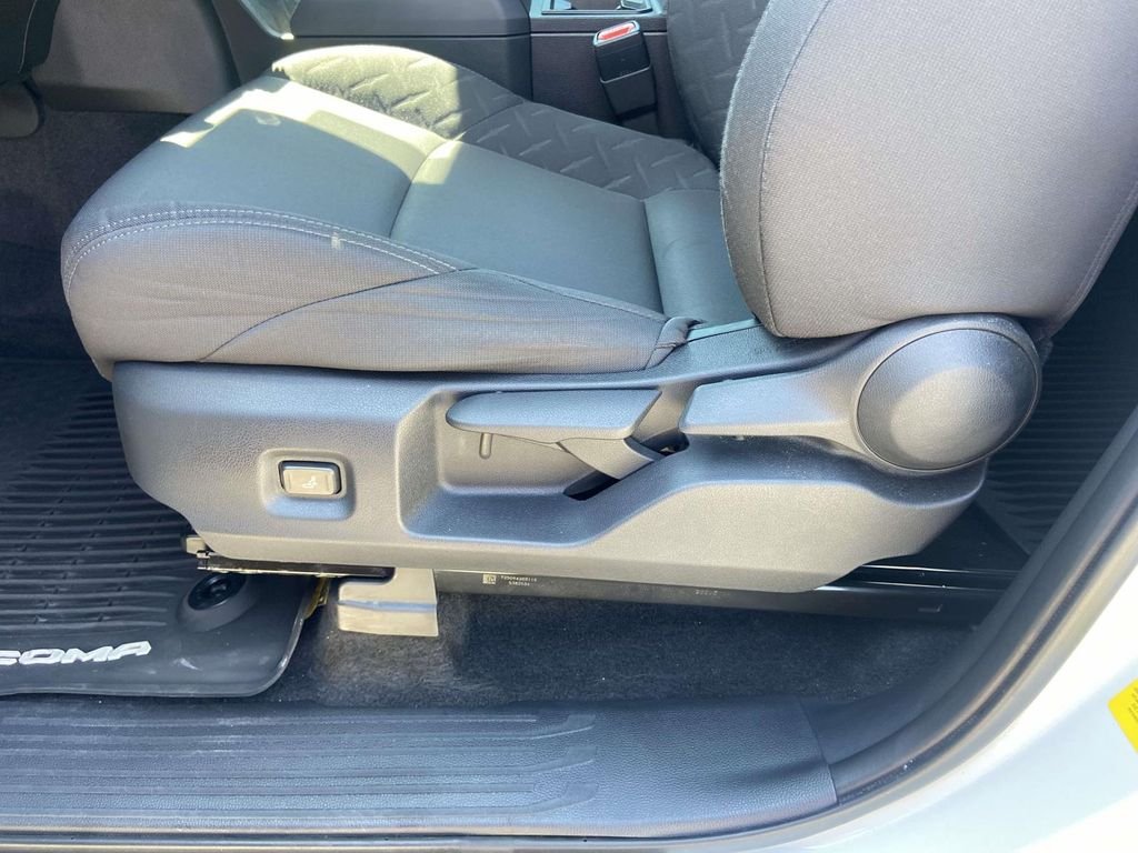 Used 2025 White Toyota SR image 13