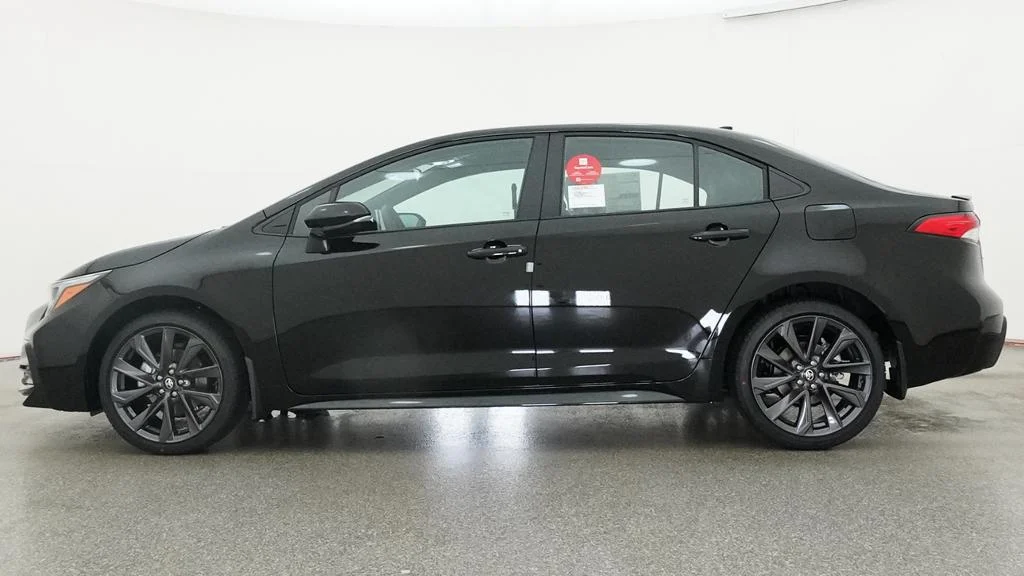 New 2027 Inked Toyota SE image 2