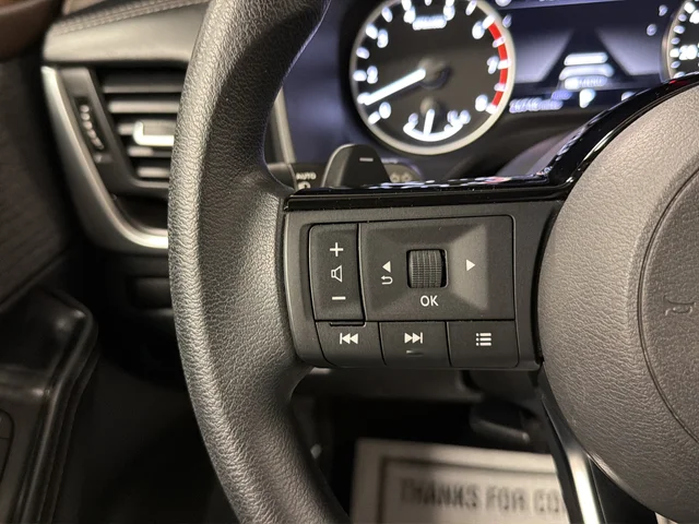 Used 2023 Gray Nissan SV image 16